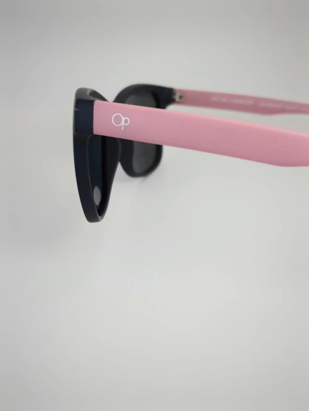 OP. Ocean Pacific.Navy Pink Frame Sunglasses with Blue Mirrored Polarized Lenses